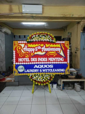 Papan Bunga di Pik 1