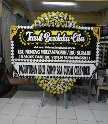 Papan Bunga di Pik 1