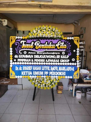 Papan Bunga di Pik 1